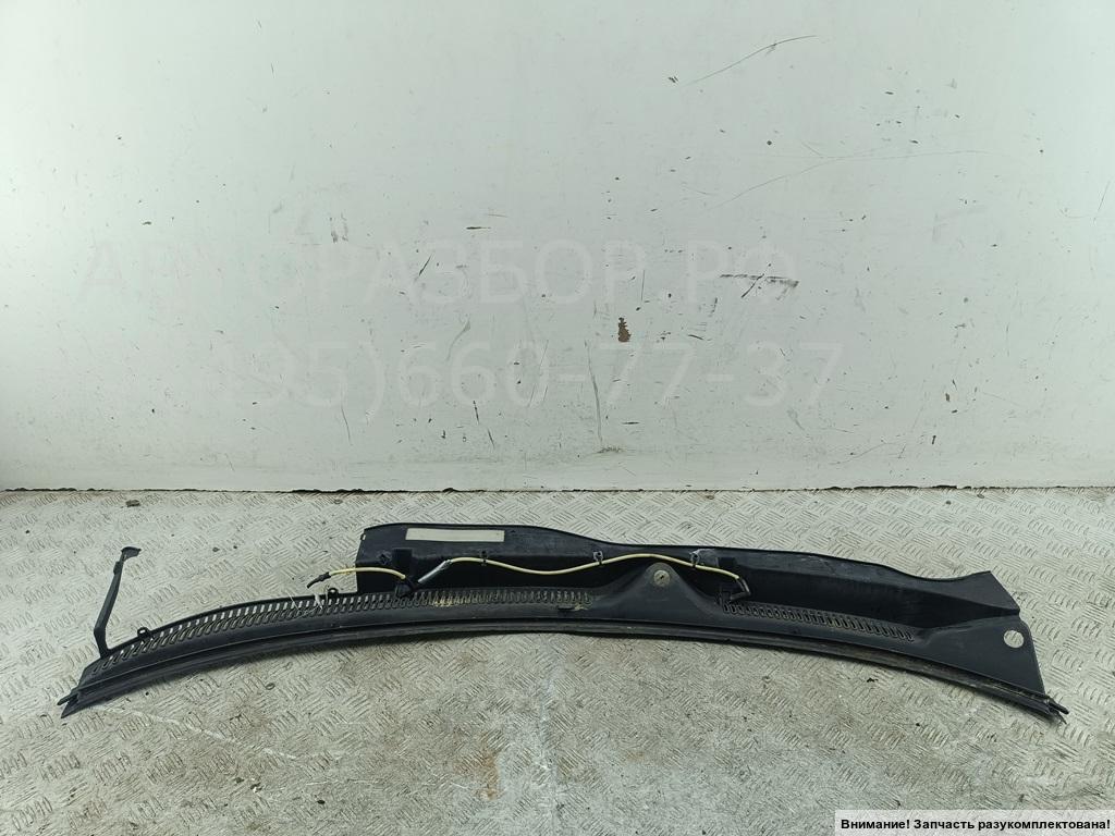 Решетка стеклоочистителей (Жабо)