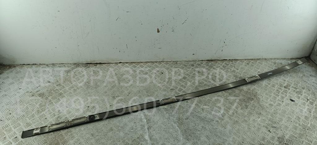 Молдинг крыши правый