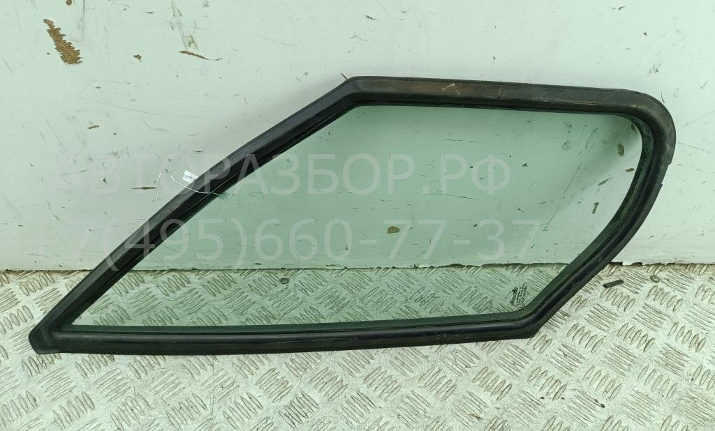 Стекло двери передней правой (форточка)