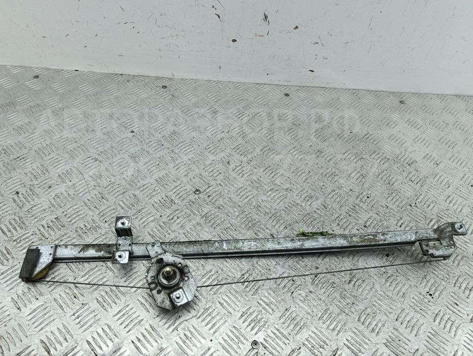 Стеклоподъемник механ. передний правый