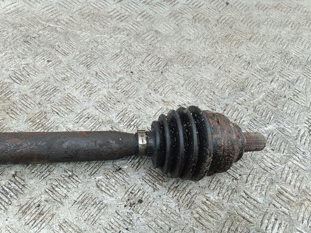 Полуось передняя правая