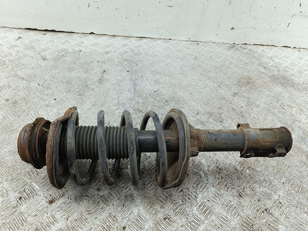 Амортизатор передний правый