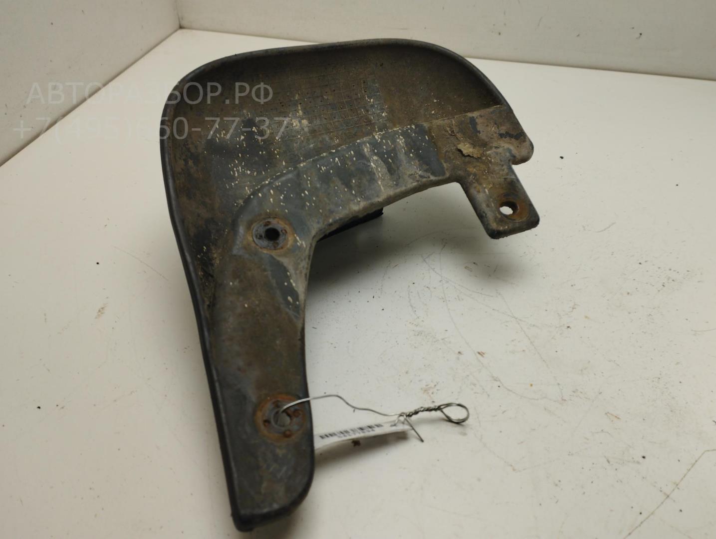 Брызговик задний левый