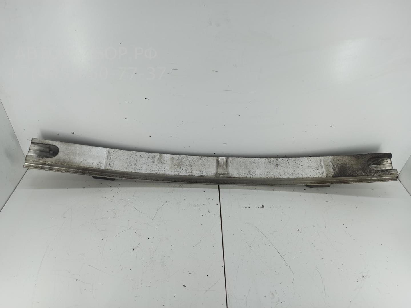 Усилитель переднего бампера