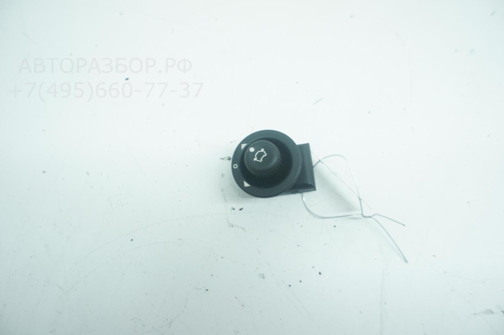 Кнопка регулировки зеркала