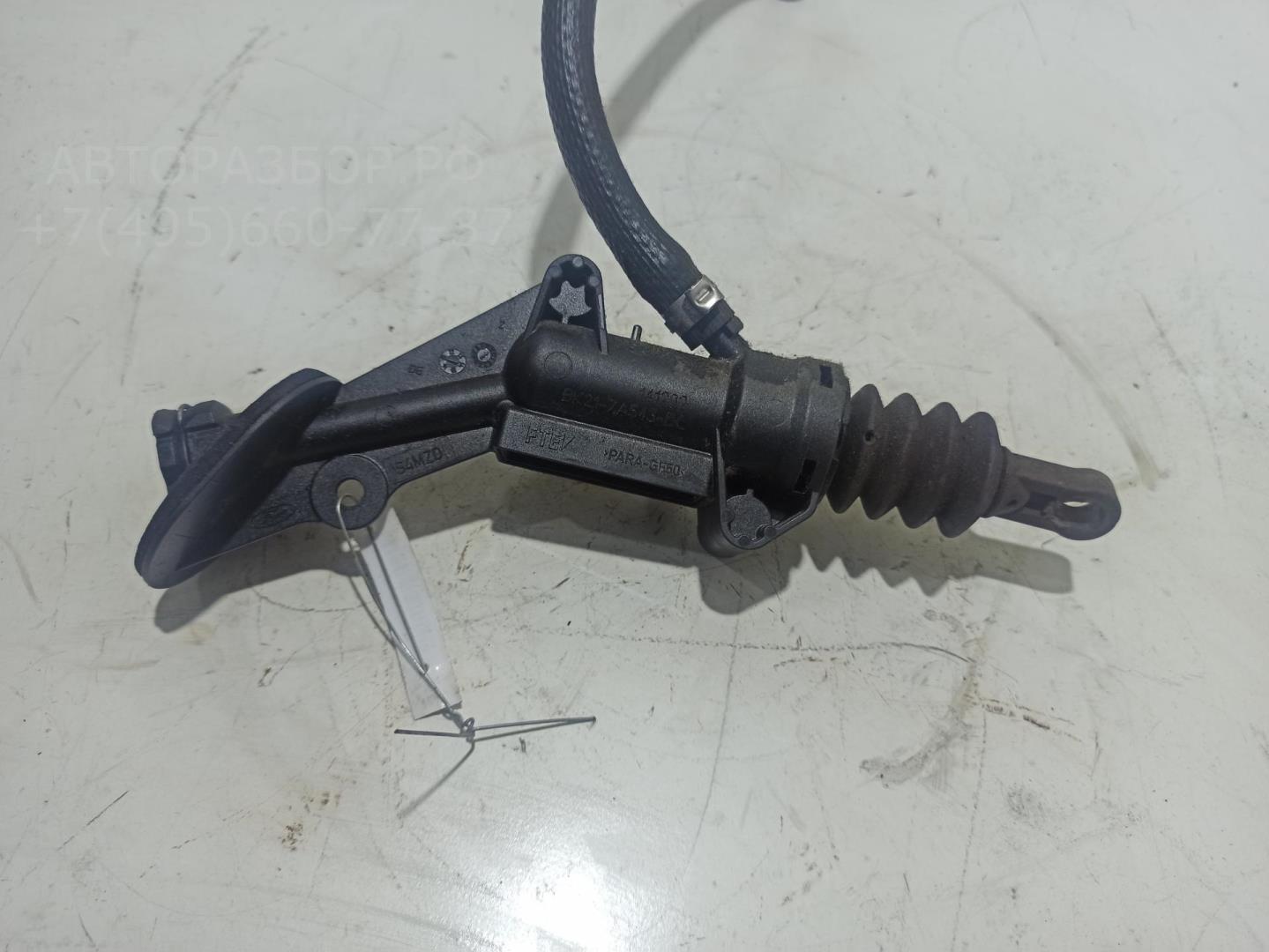 Цилиндр сцепления главный