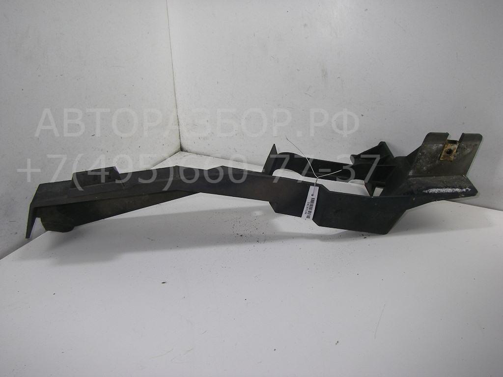 Крепеж фары