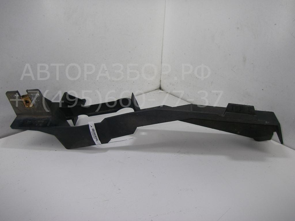 Кронштейн фар правый