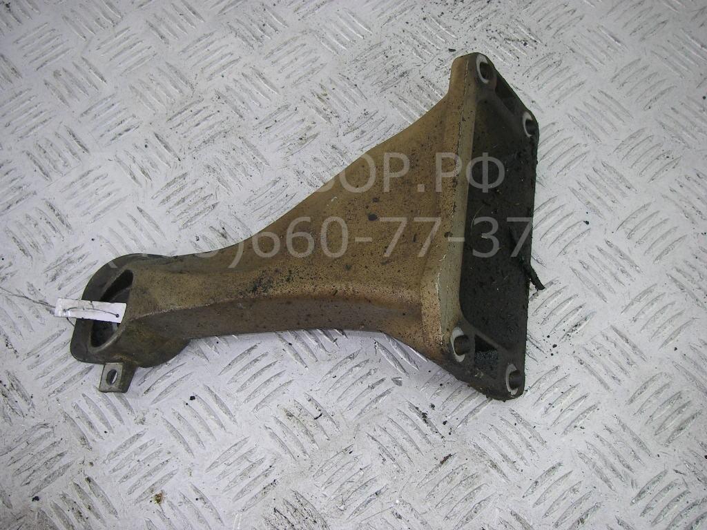 Кронштейн двигателя правый