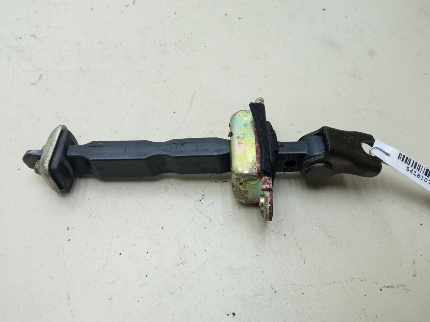 Ограничитель двери