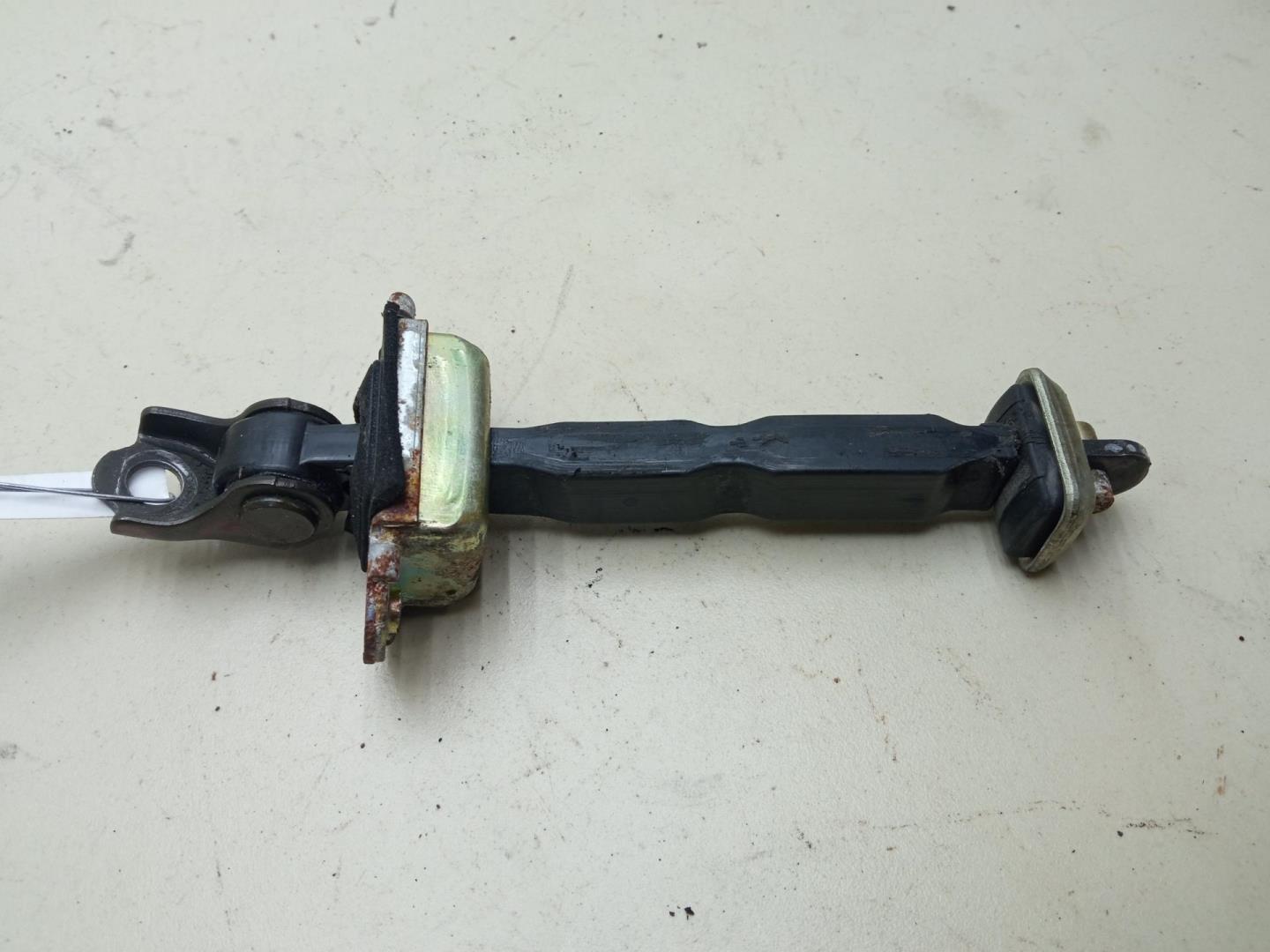 Ограничитель двери