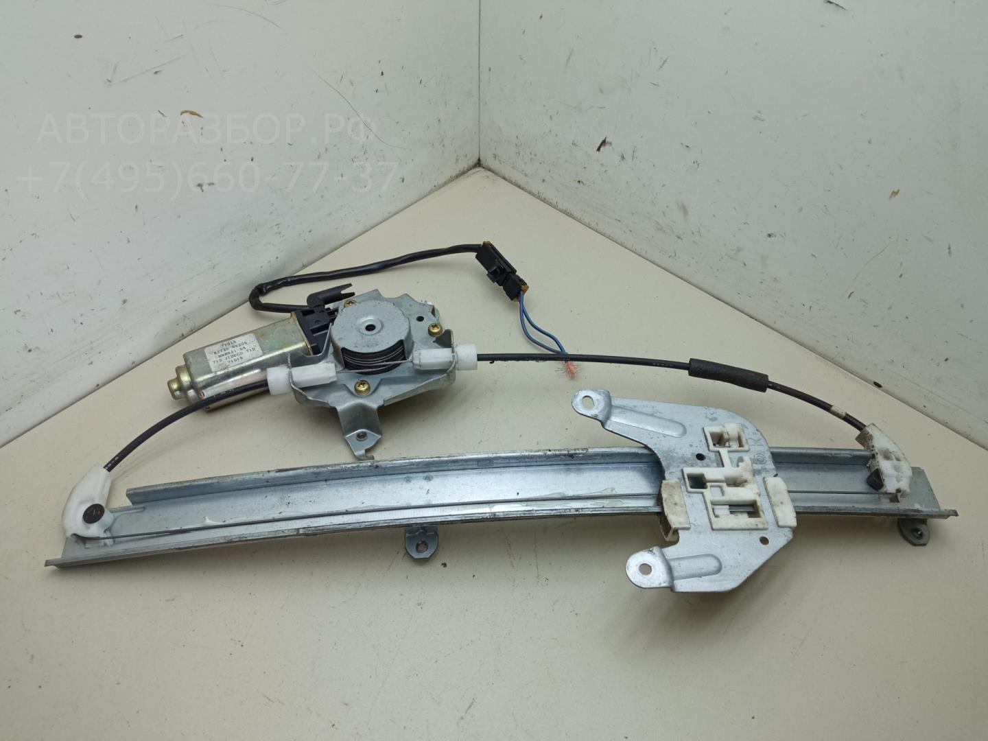 Стеклоподъемник электр. задний правый