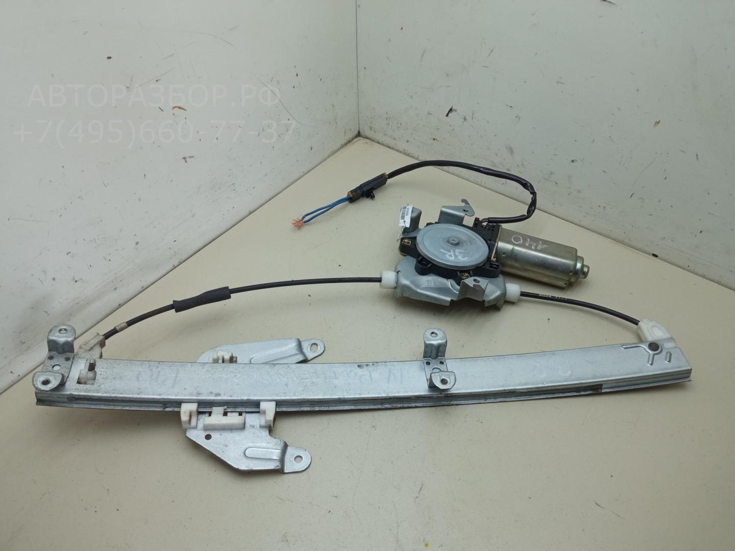 Стеклоподъемник электр. задний правый