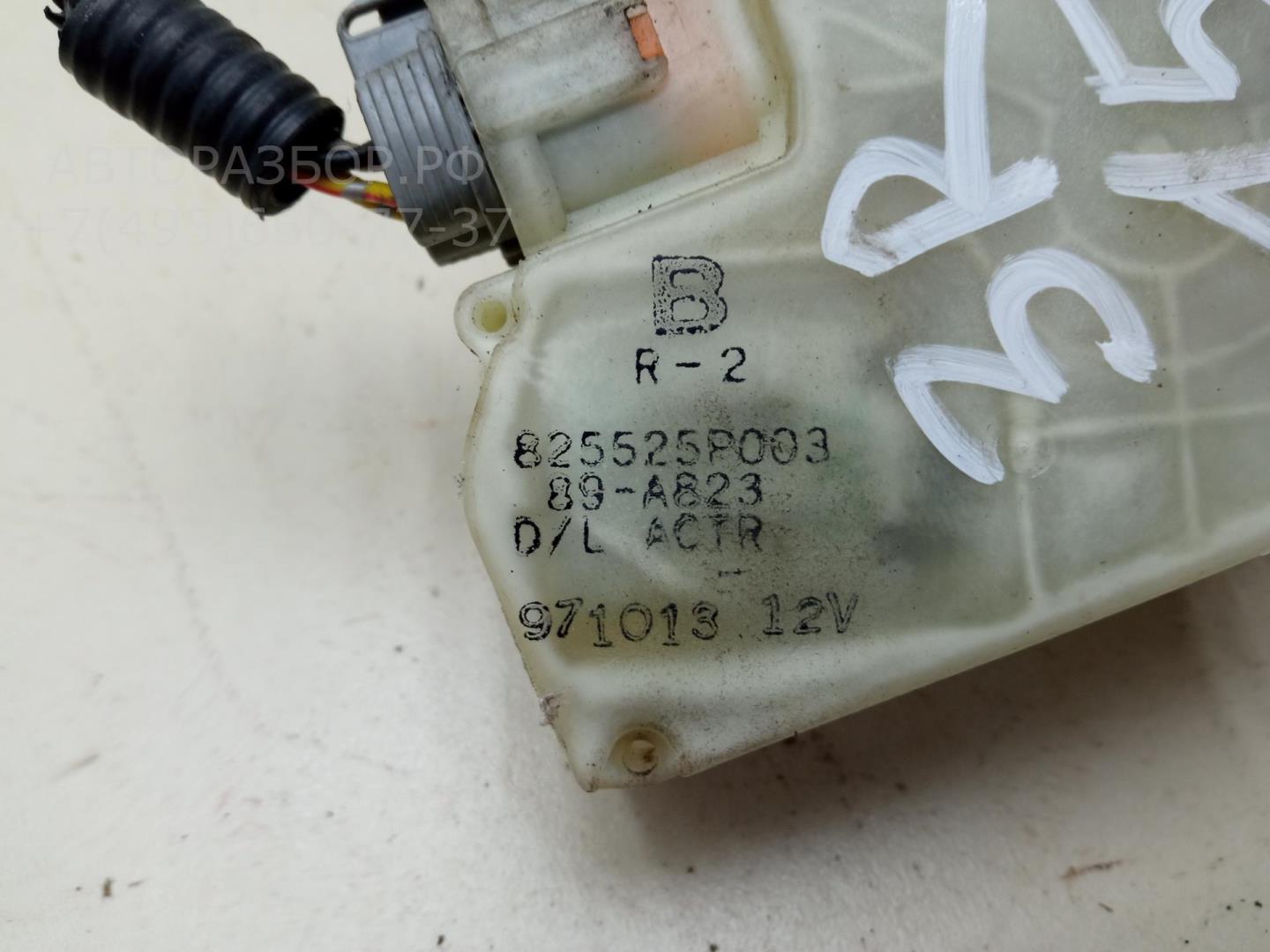 Замок двери задней правой