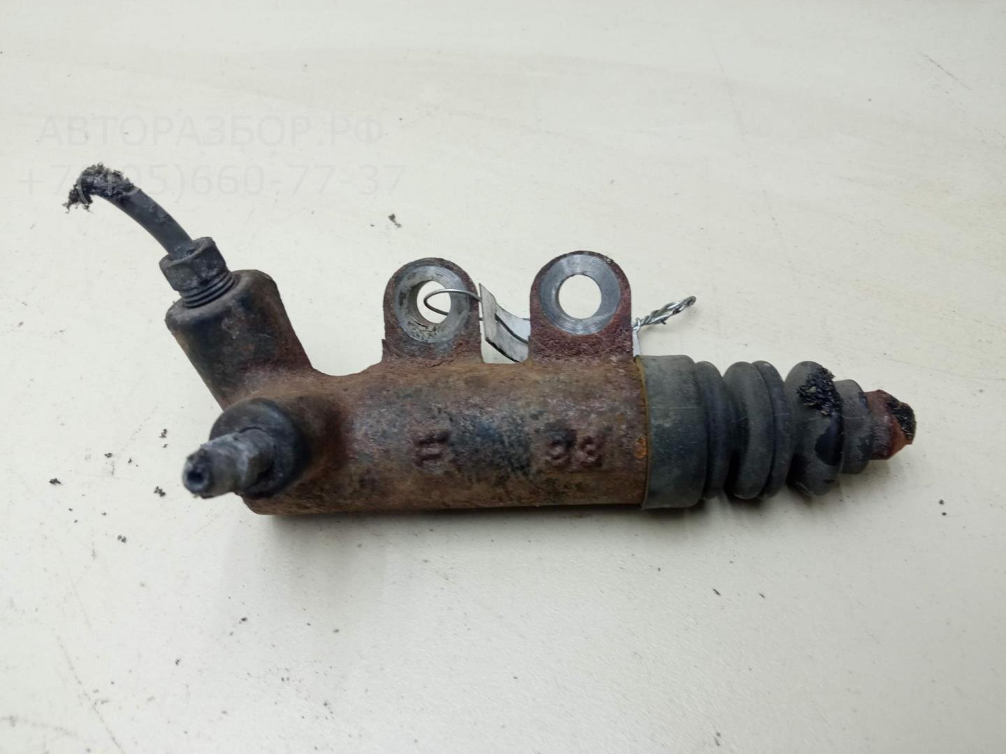 Цилиндр сцепления рабочий