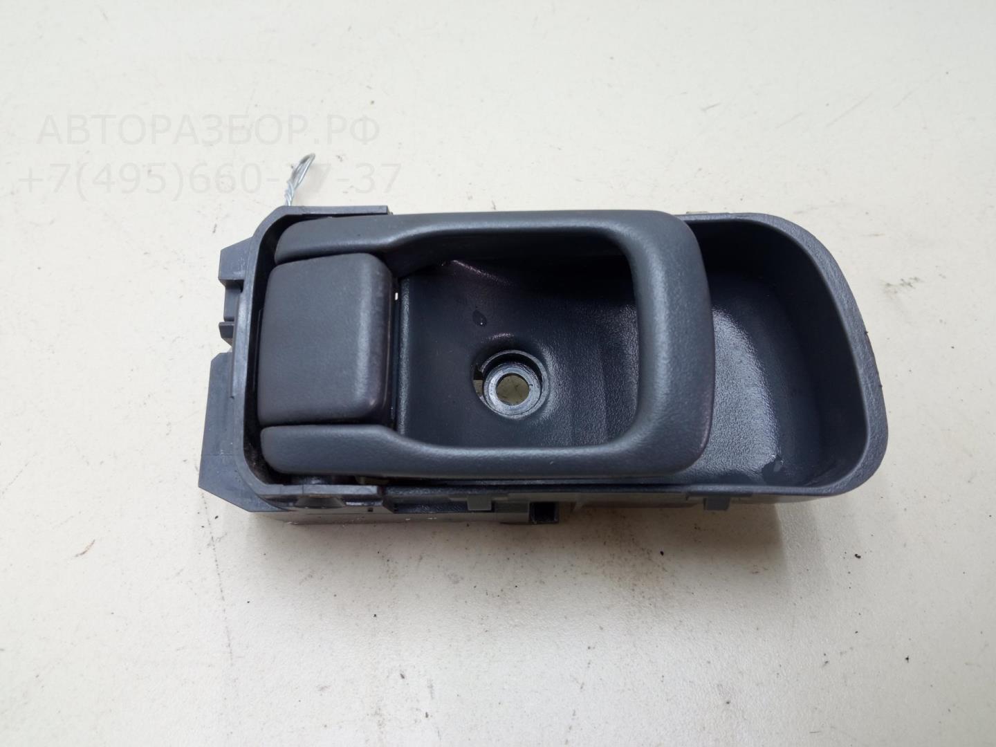 Ручка двери передней внутренняя левая