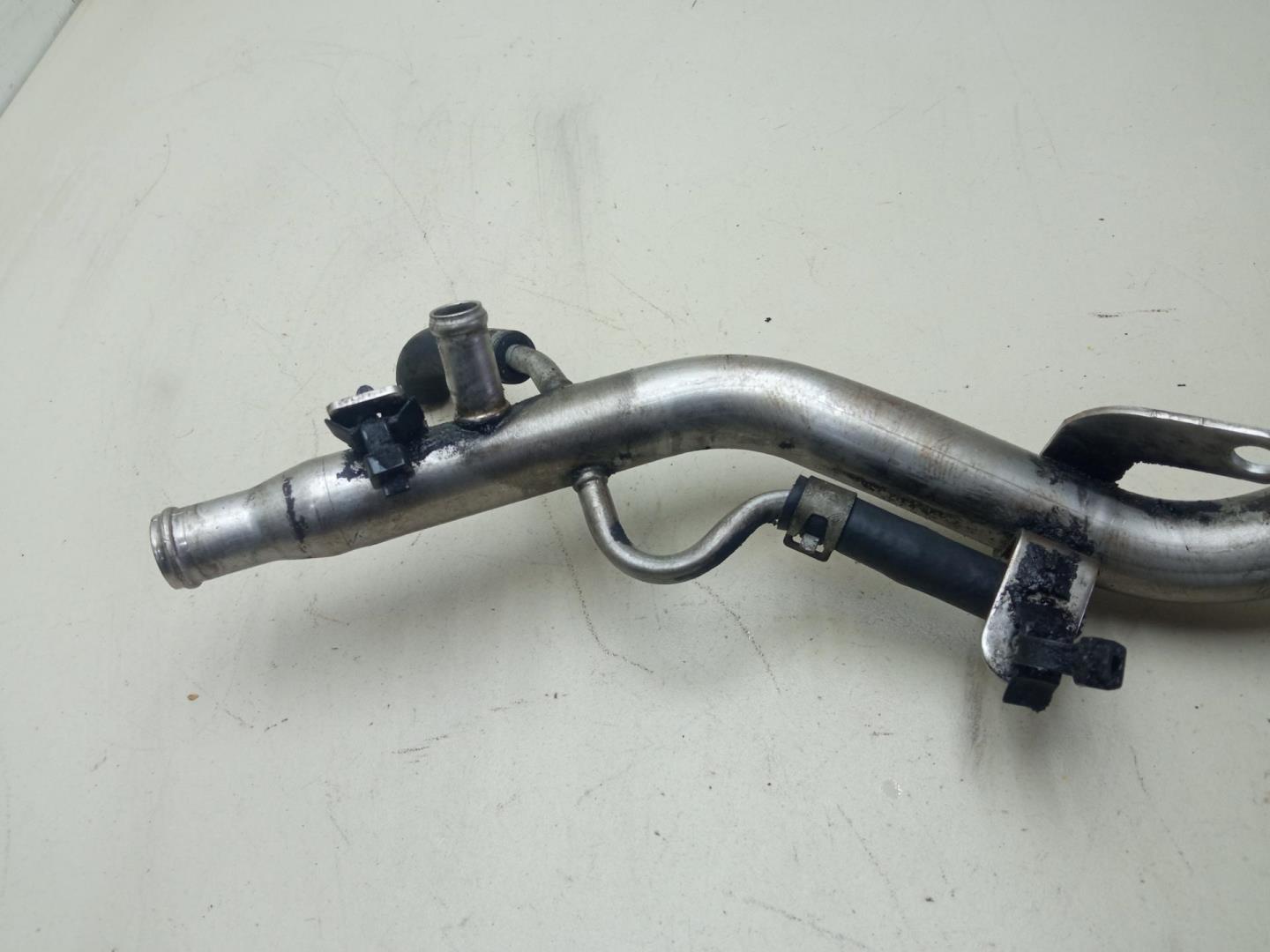 Трубка системы охлаждения