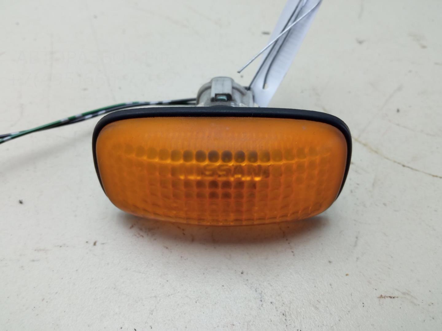 Указатель поворота левый