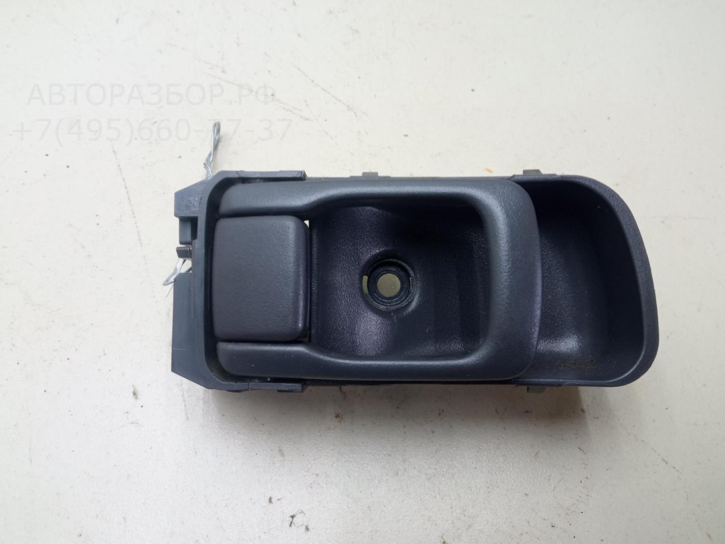 Ручка двери задней внутренняя левая