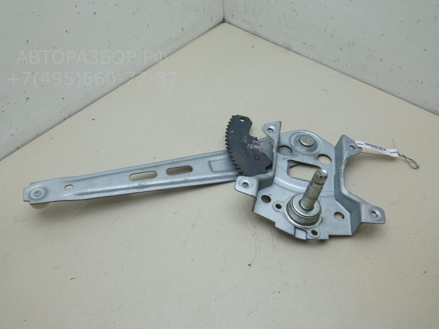 Стеклоподъемник механ. задний правый