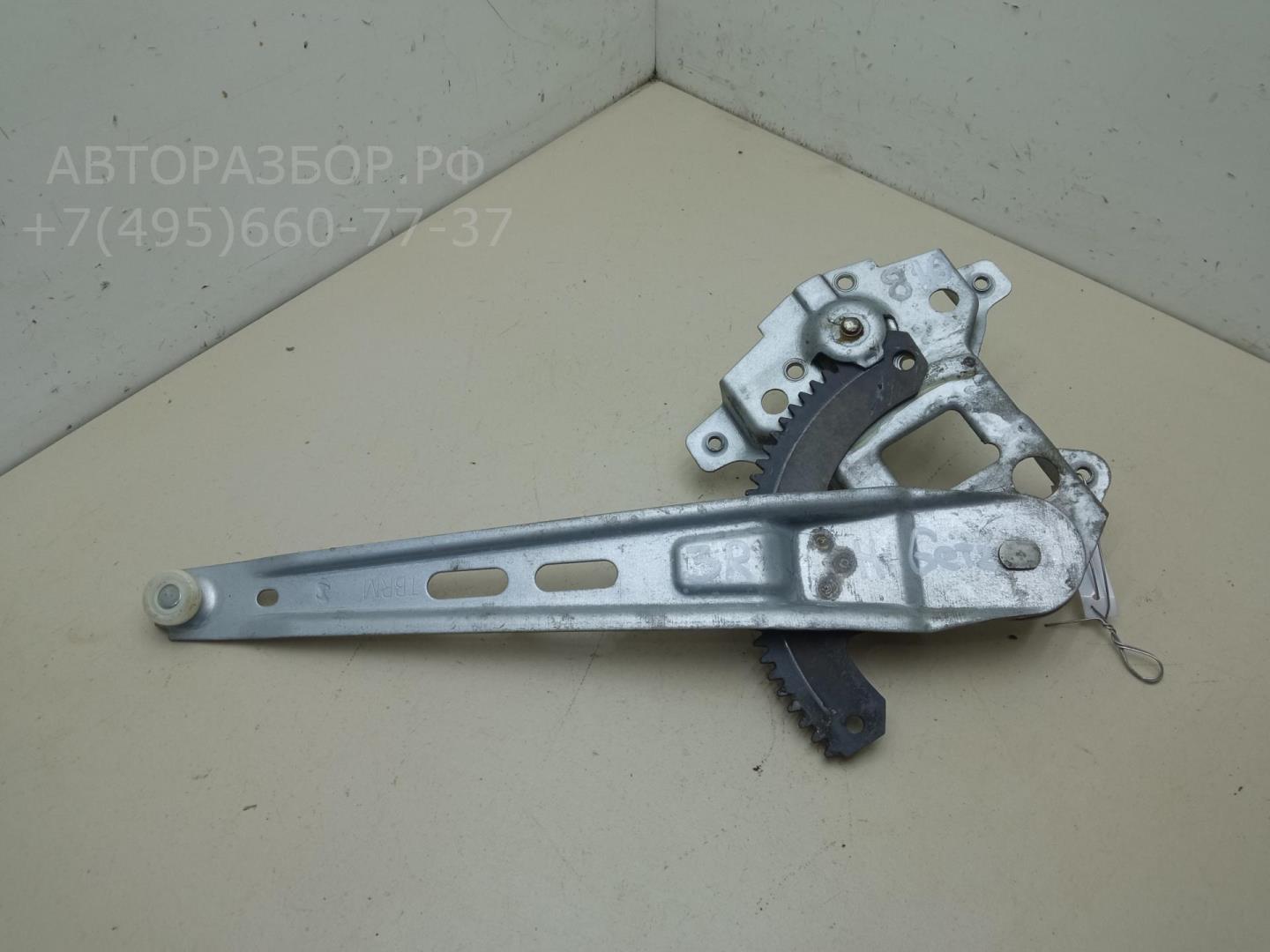 Стеклоподъемник механ. задний правый