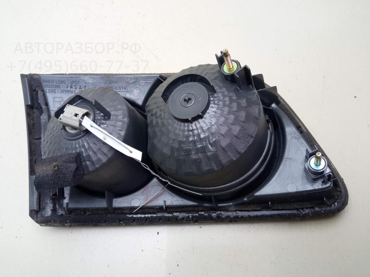 Фонарь задний внутренний правый