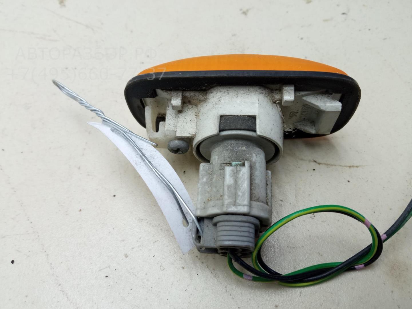 Указатель поворота правый