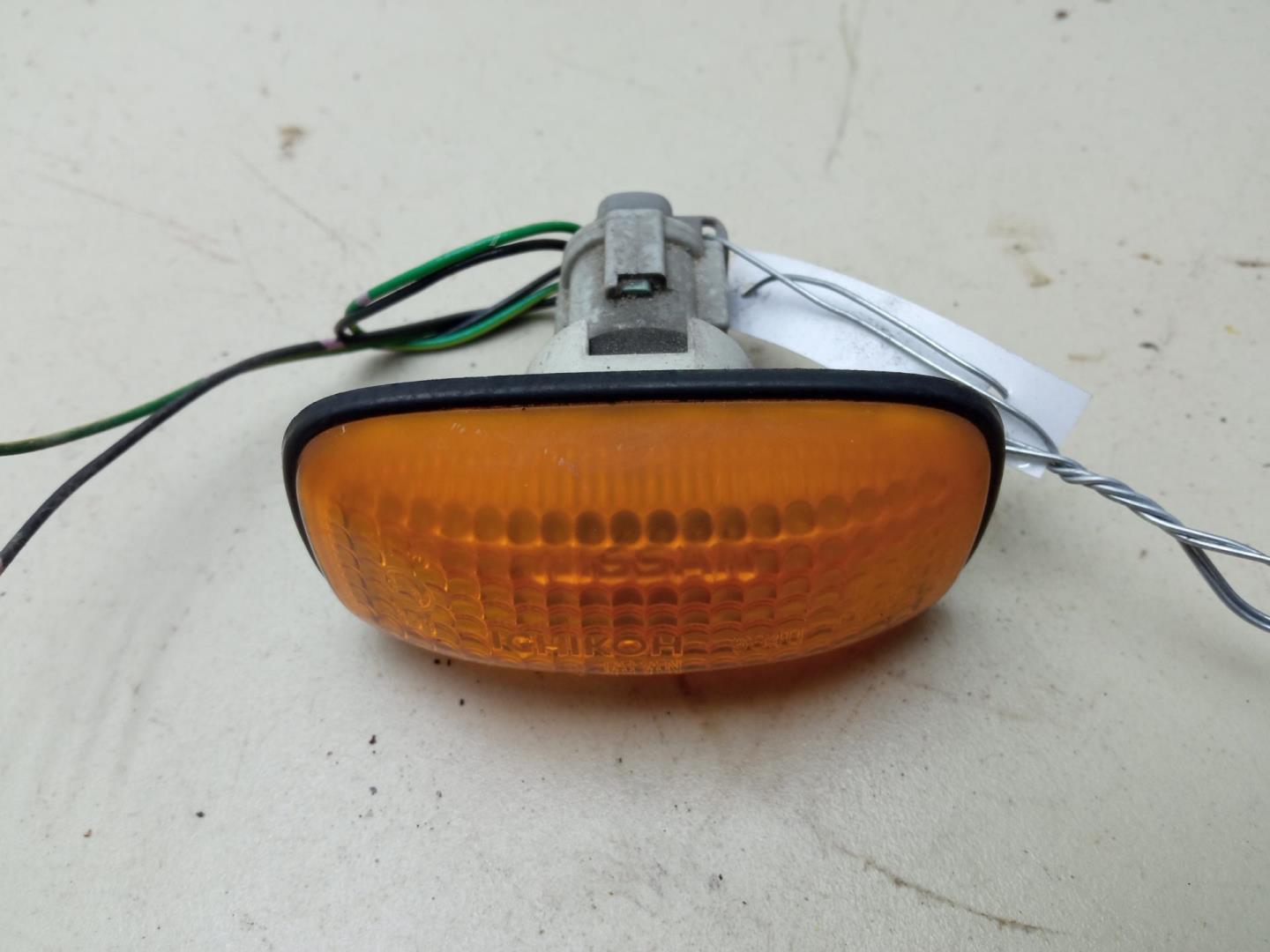 Указатель поворота правый