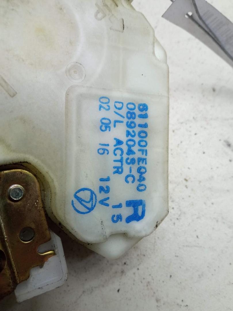 Замок двери задней правой