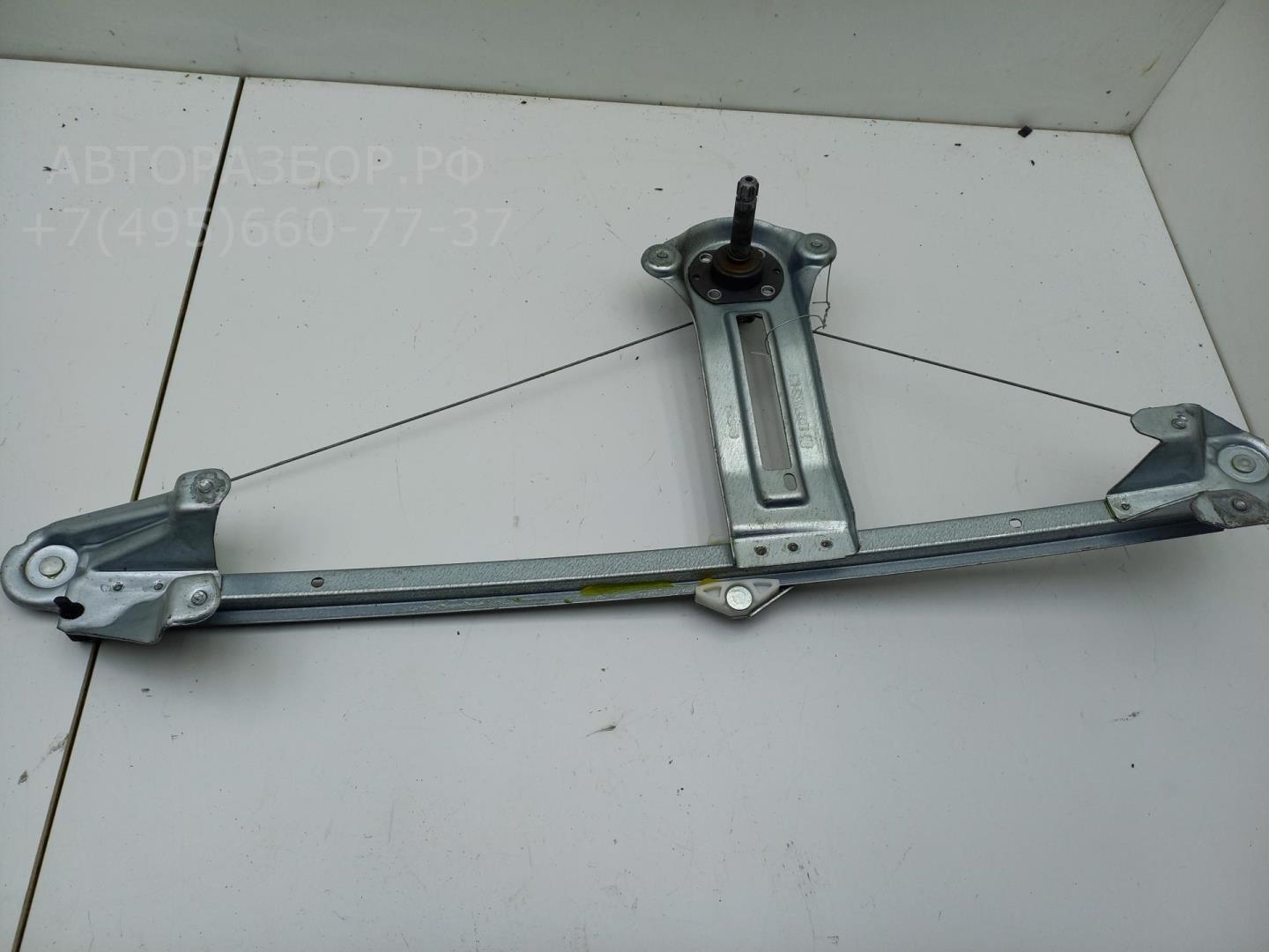 Стеклоподъемник механ. задний правый