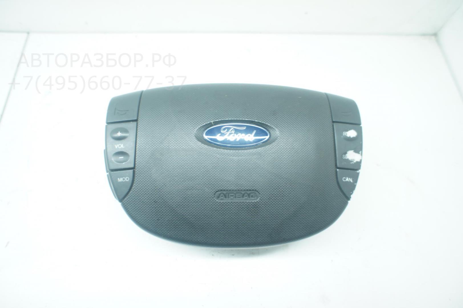 Подушка безопасности в рулевое колесо