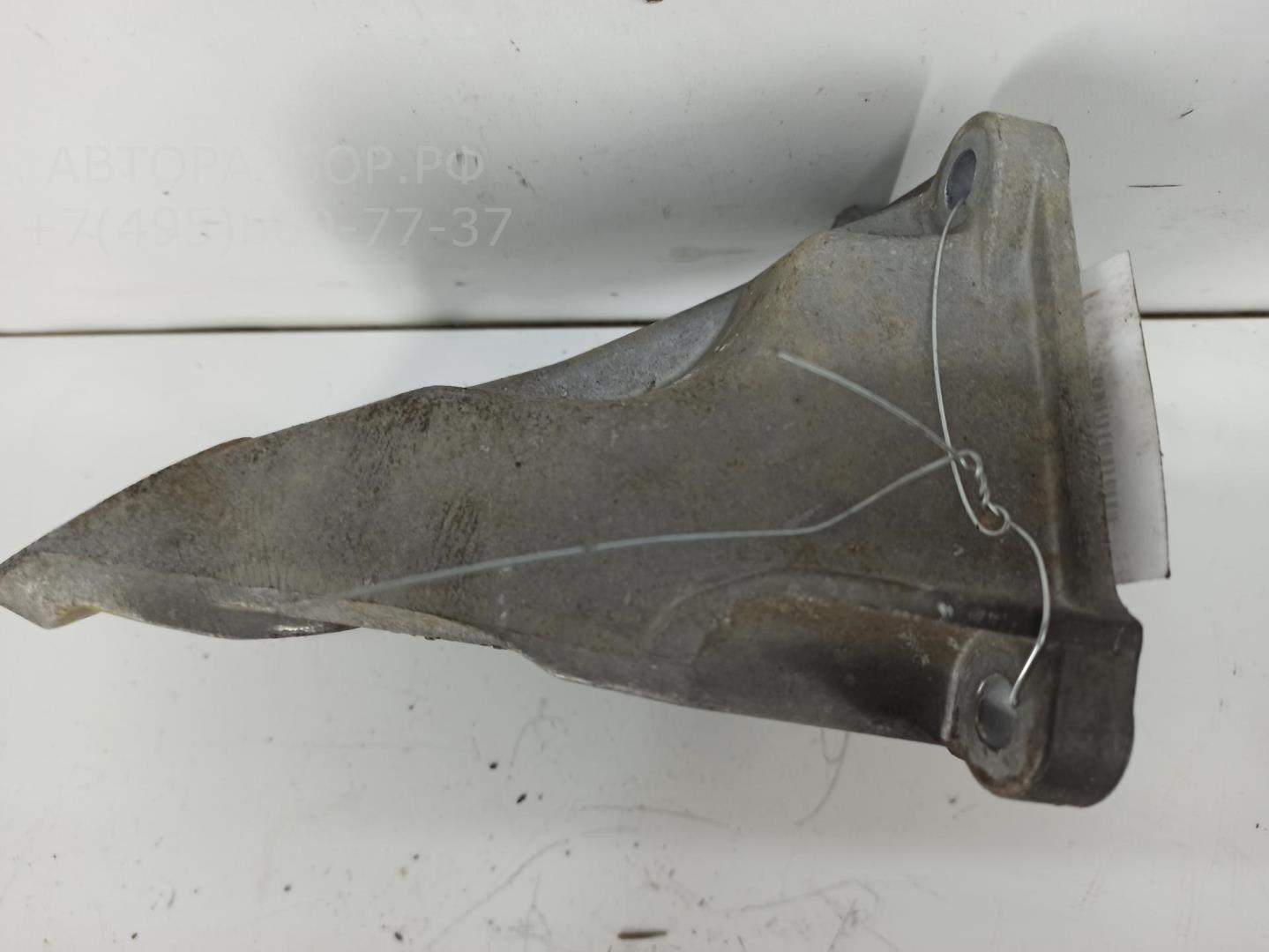 Опора двигателя