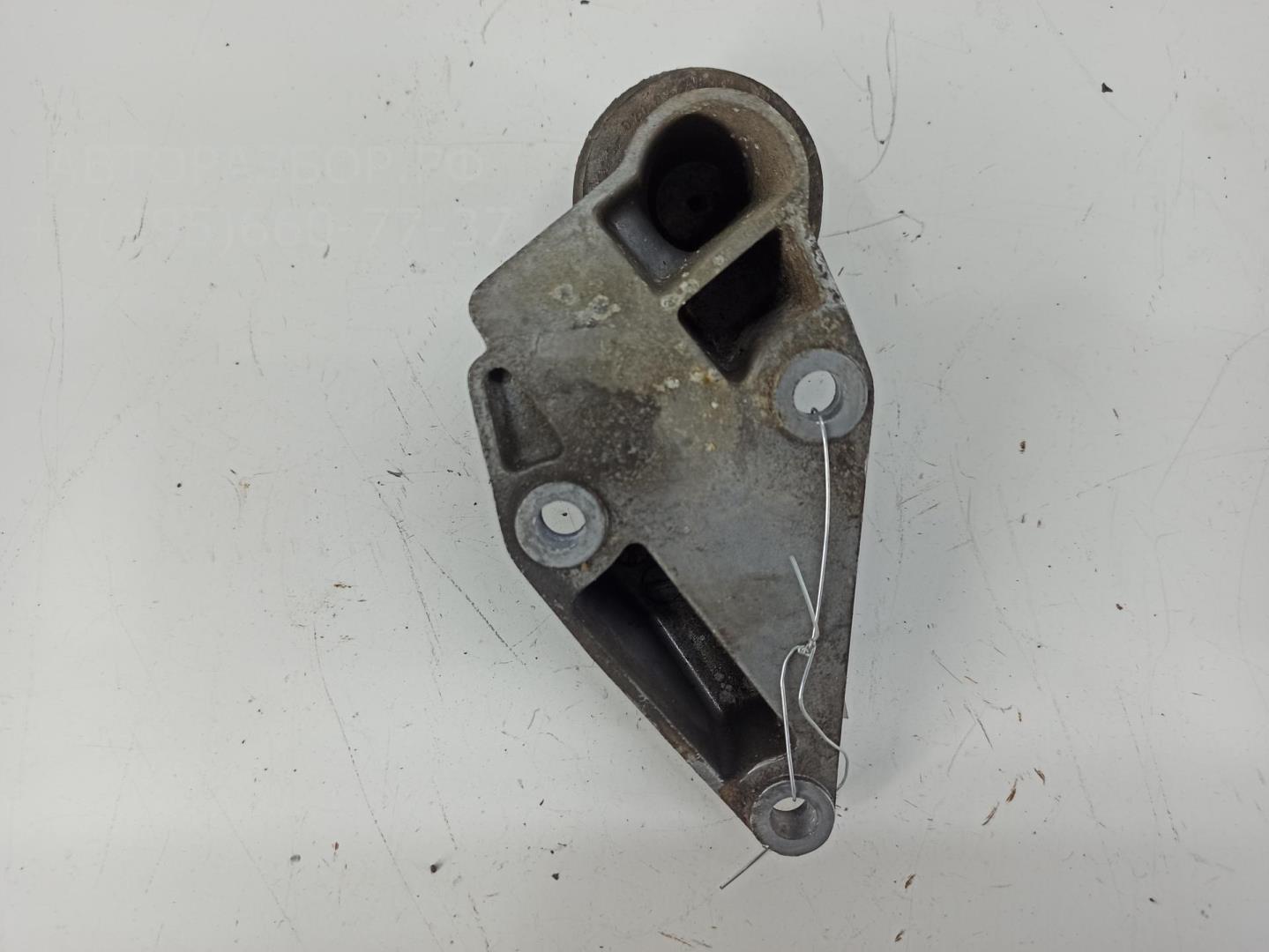 Опора двигателя