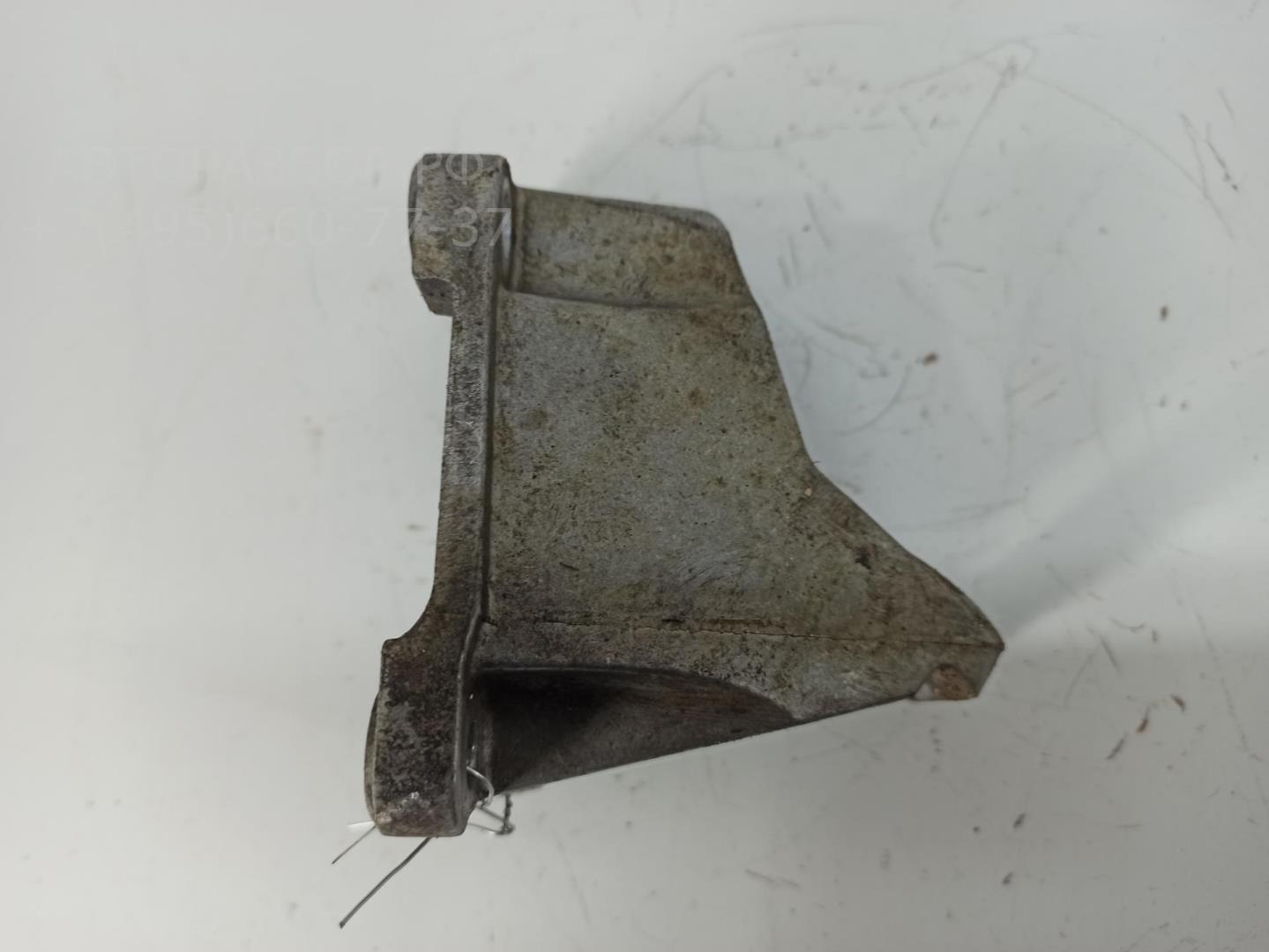 Опора двигателя