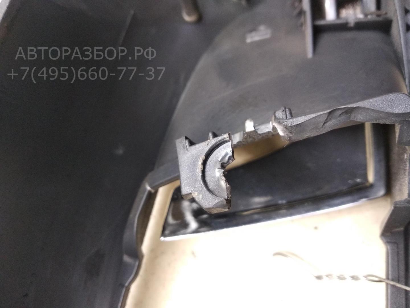 Ручка двери передней внутренняя левая