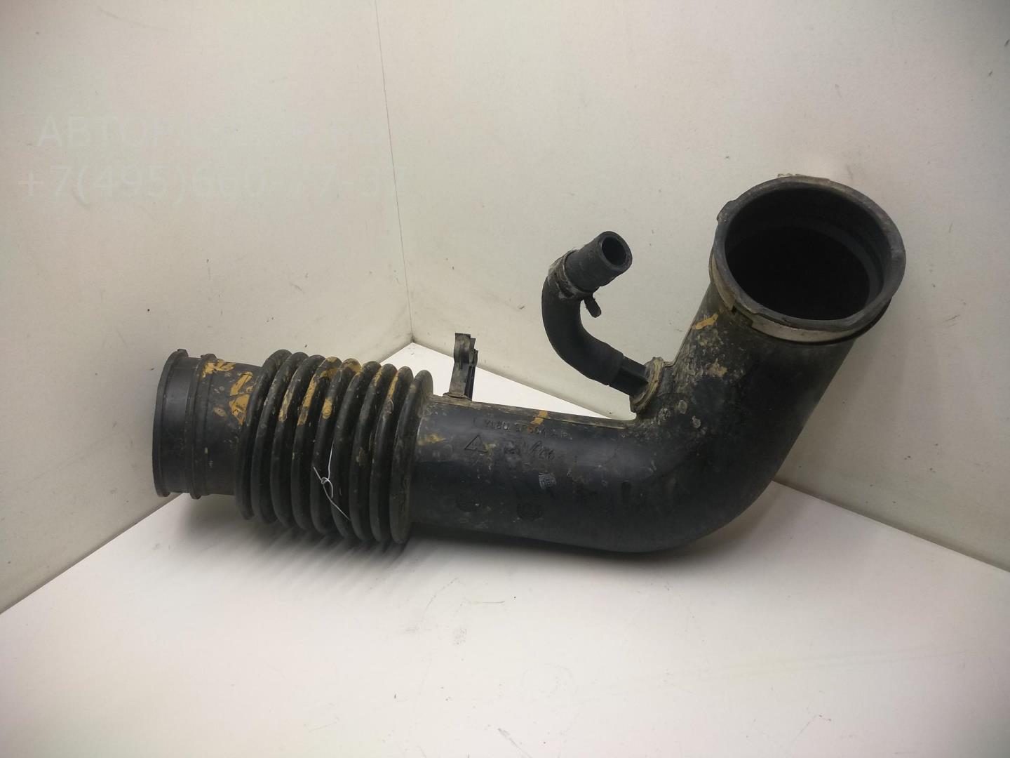 Трубка топливная