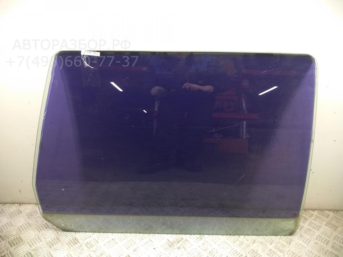 Стекло двери задней правой