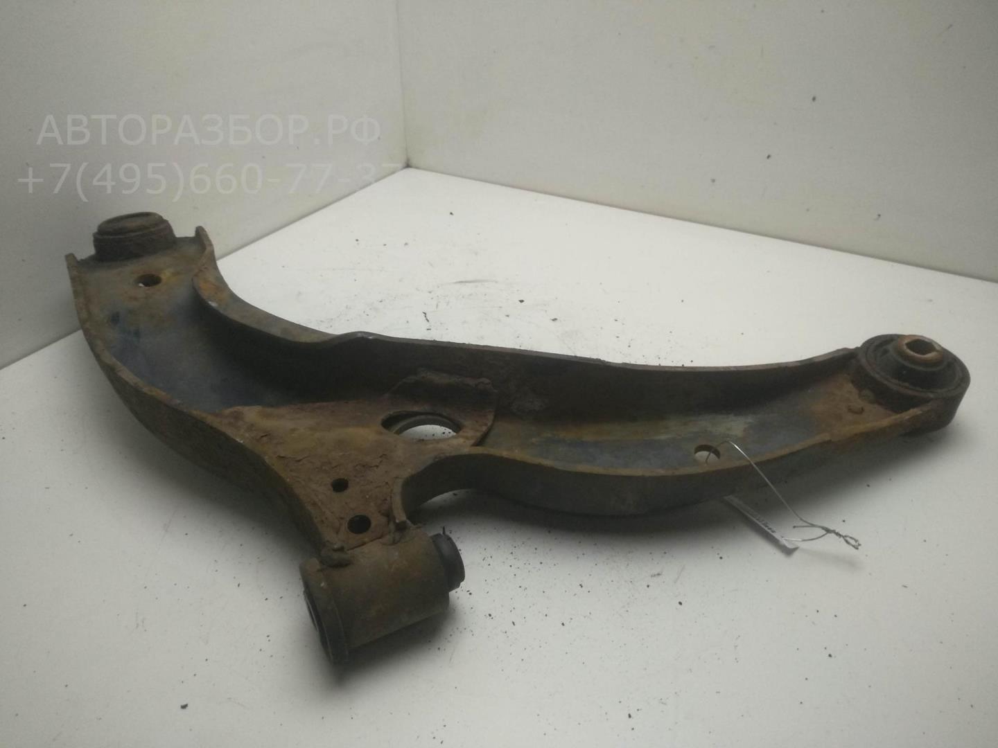 Рычаг передний левый