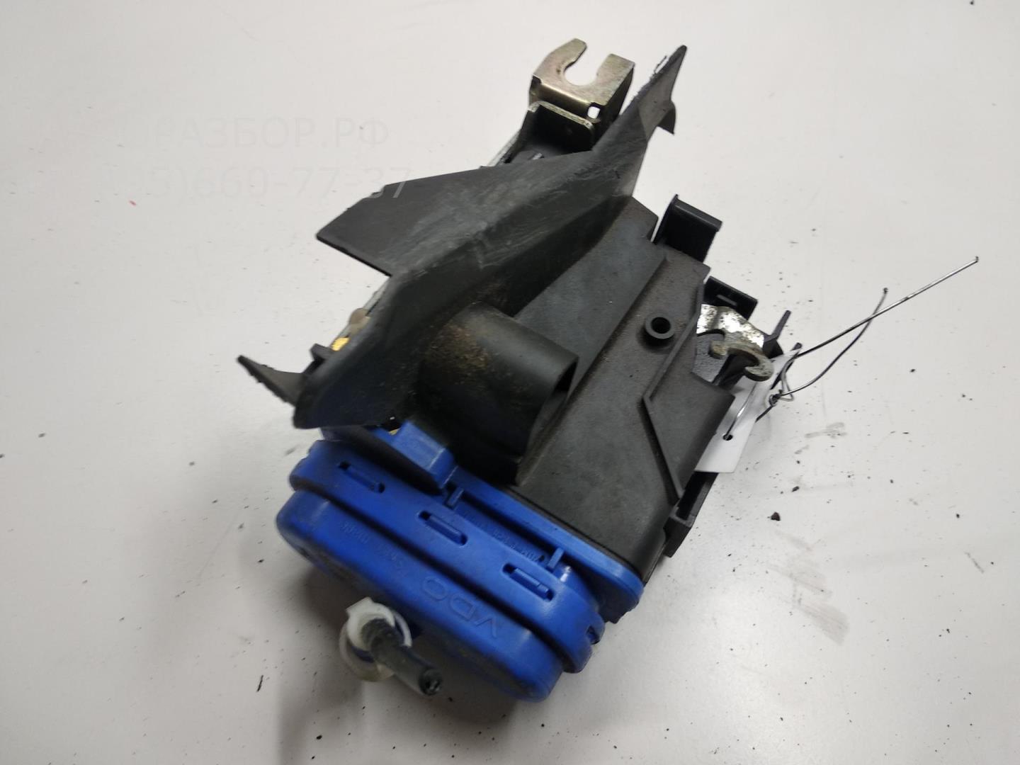 Замок двери задней правой