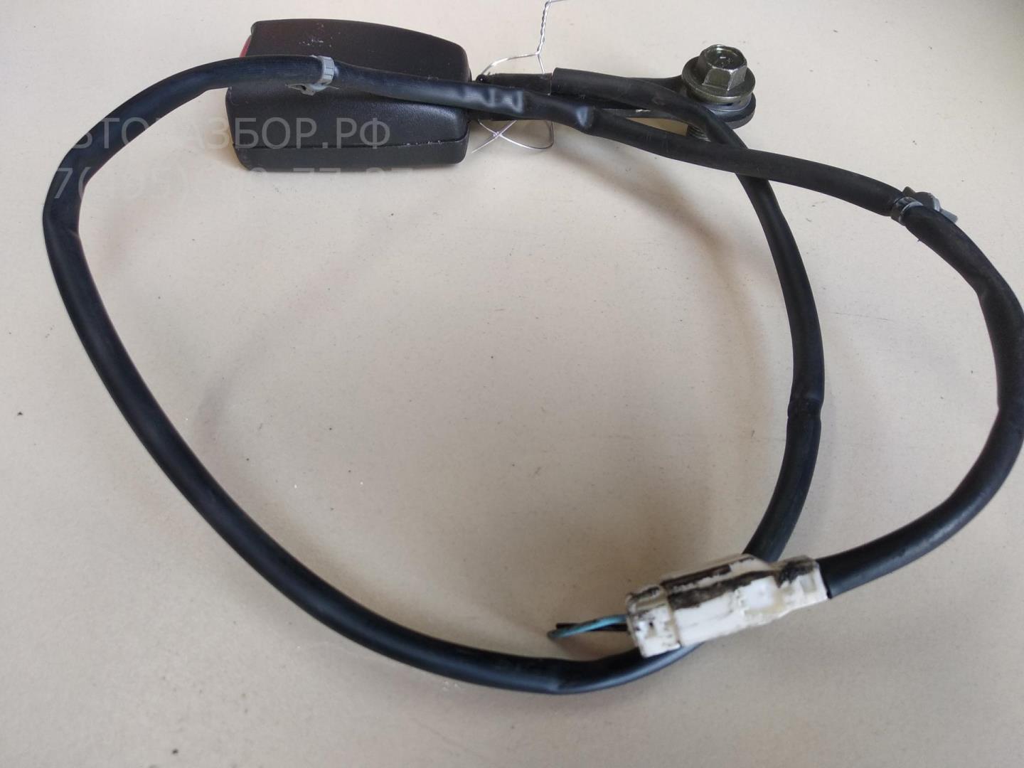 Ответная часть ремня безопасности