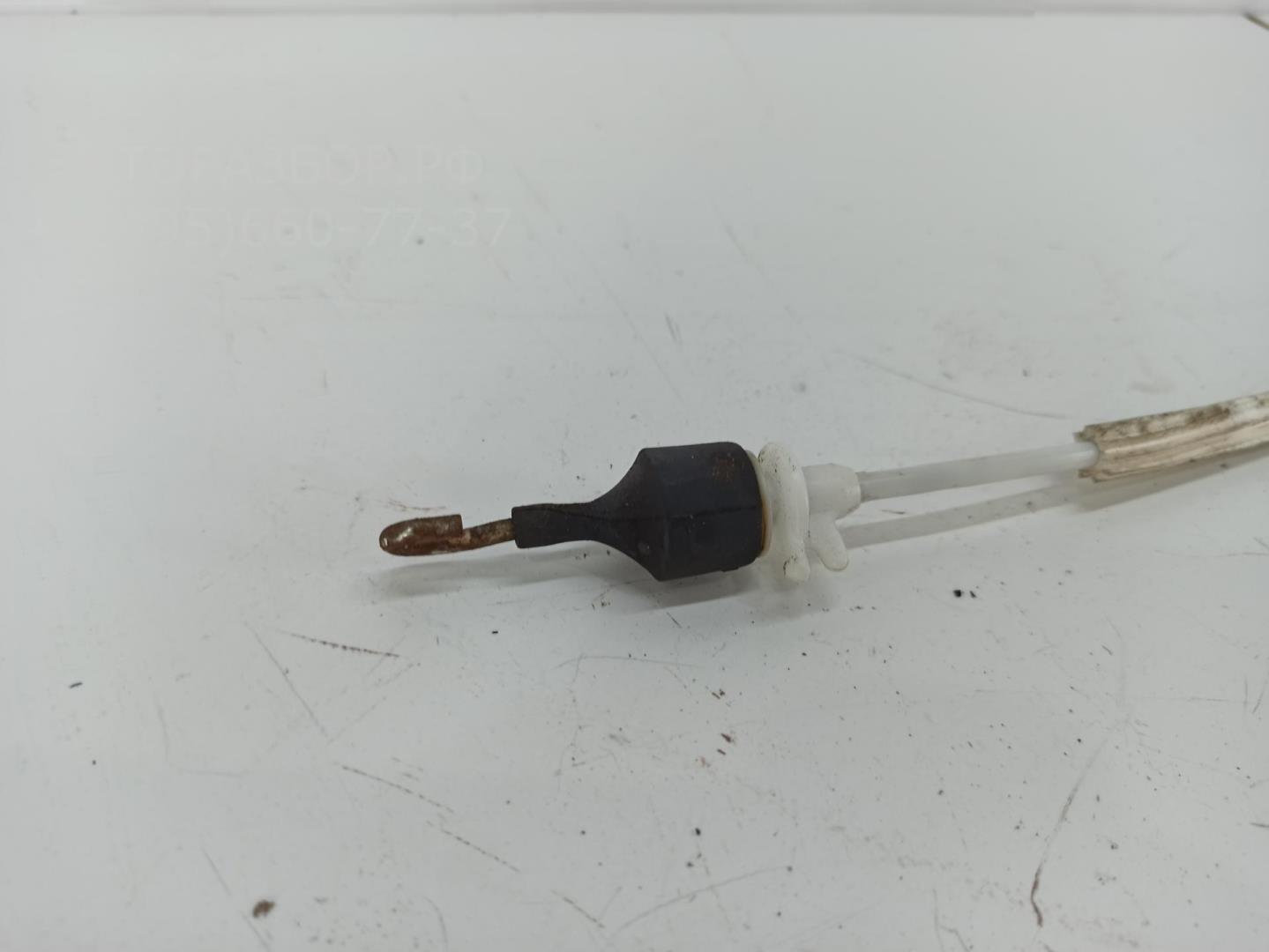 Трос открывания двери