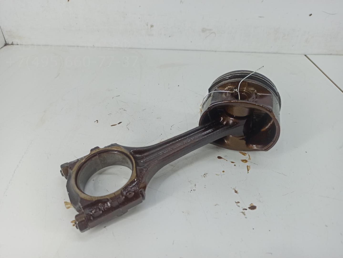 Поршень с шатуном