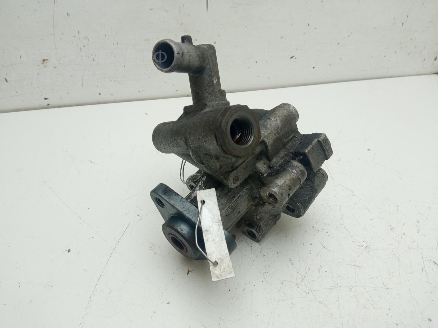 Насос ГУР (гидроусилитель руля)