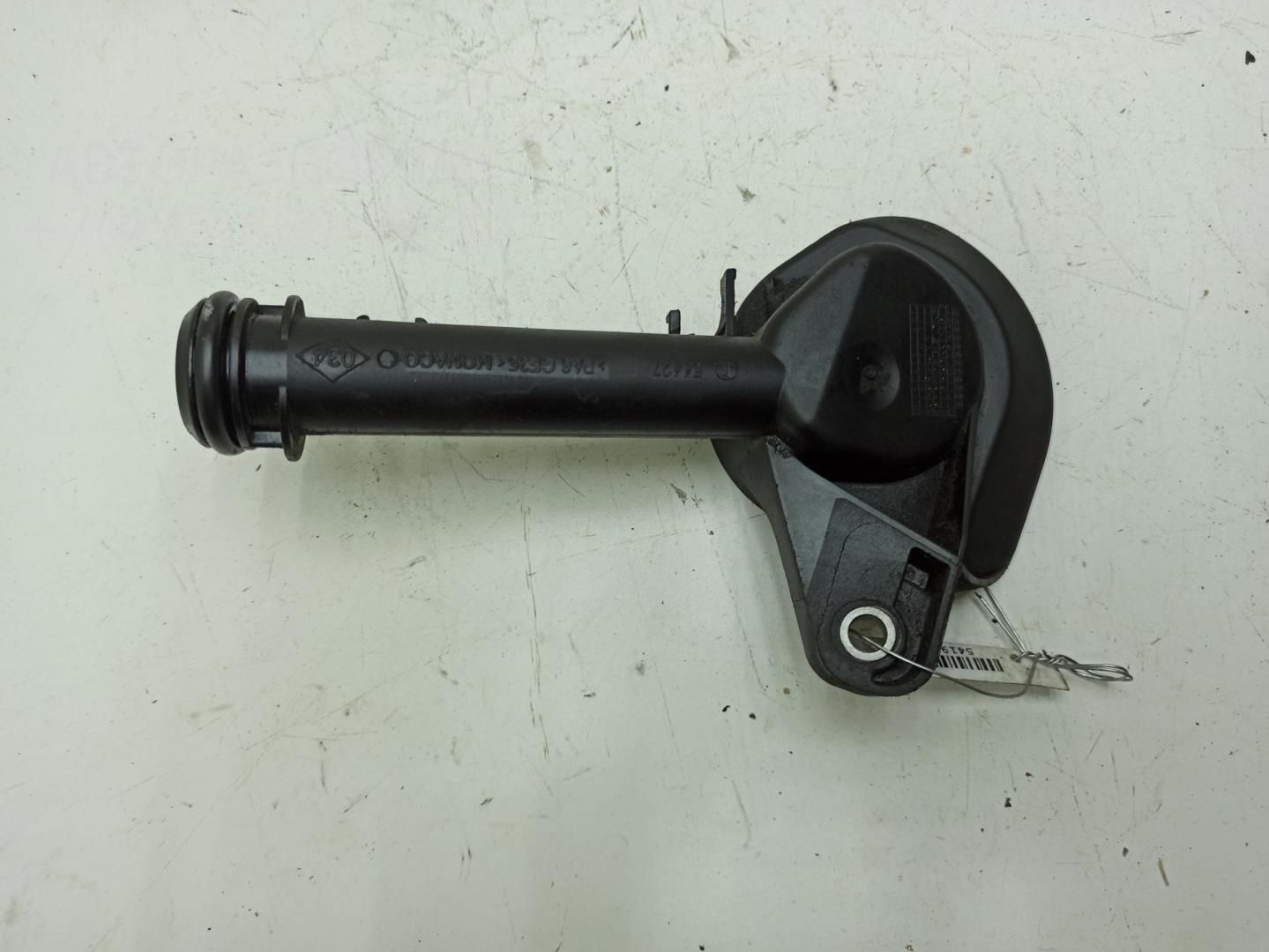 Маслозаливная горловина