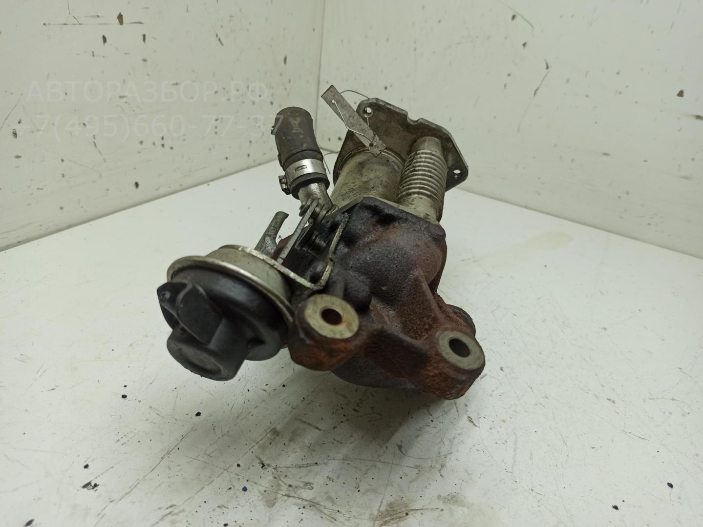 Тройник вентиляции картерных газов