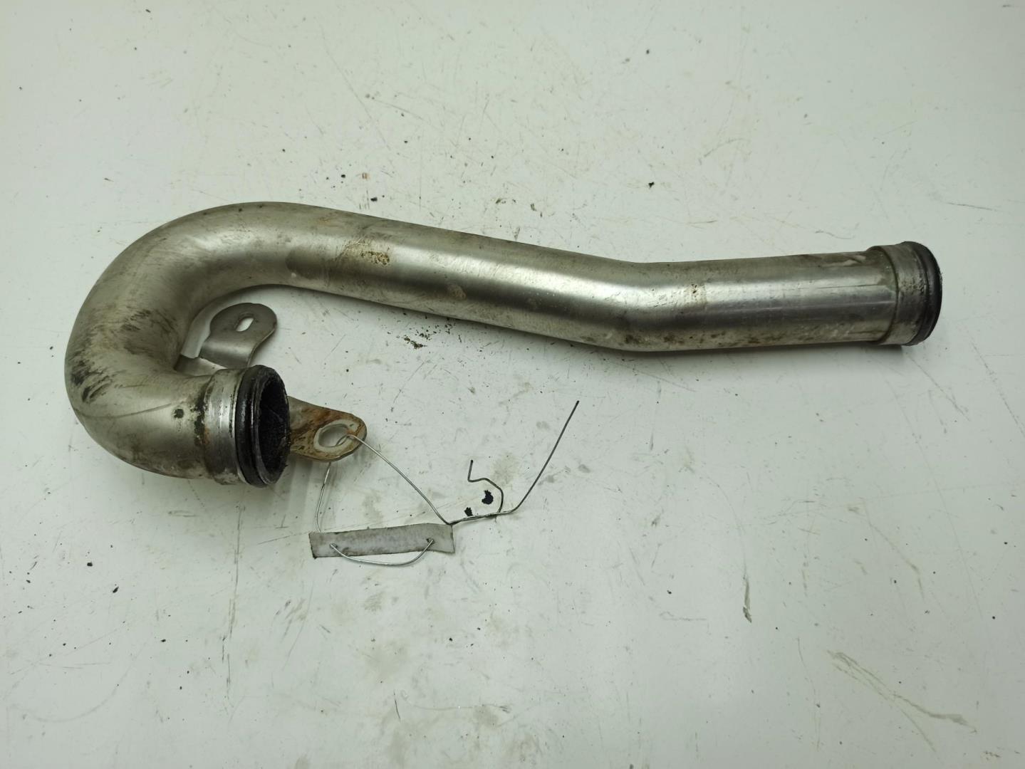 Трубка картерных газов