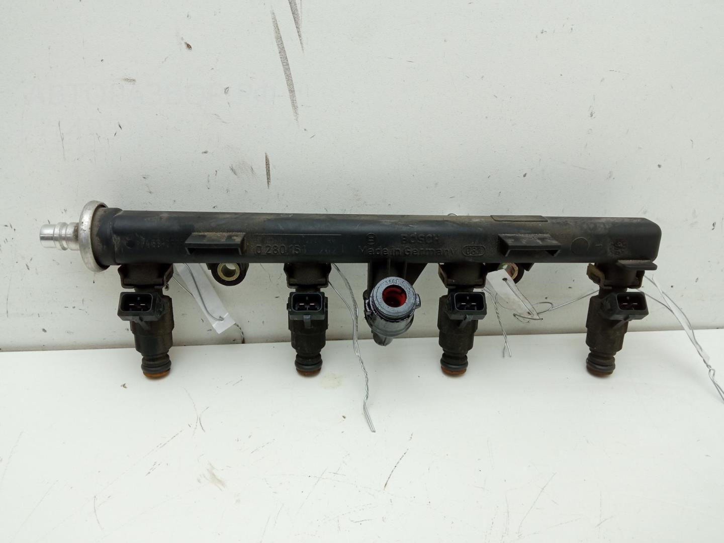 Рейка топливная (рампа)