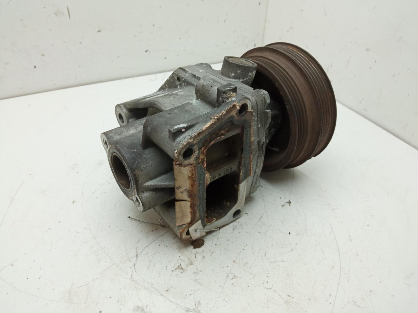 Насос водяной (помпа)