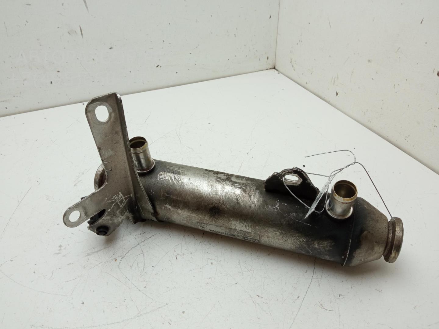 Тройник вентиляции картерных газов