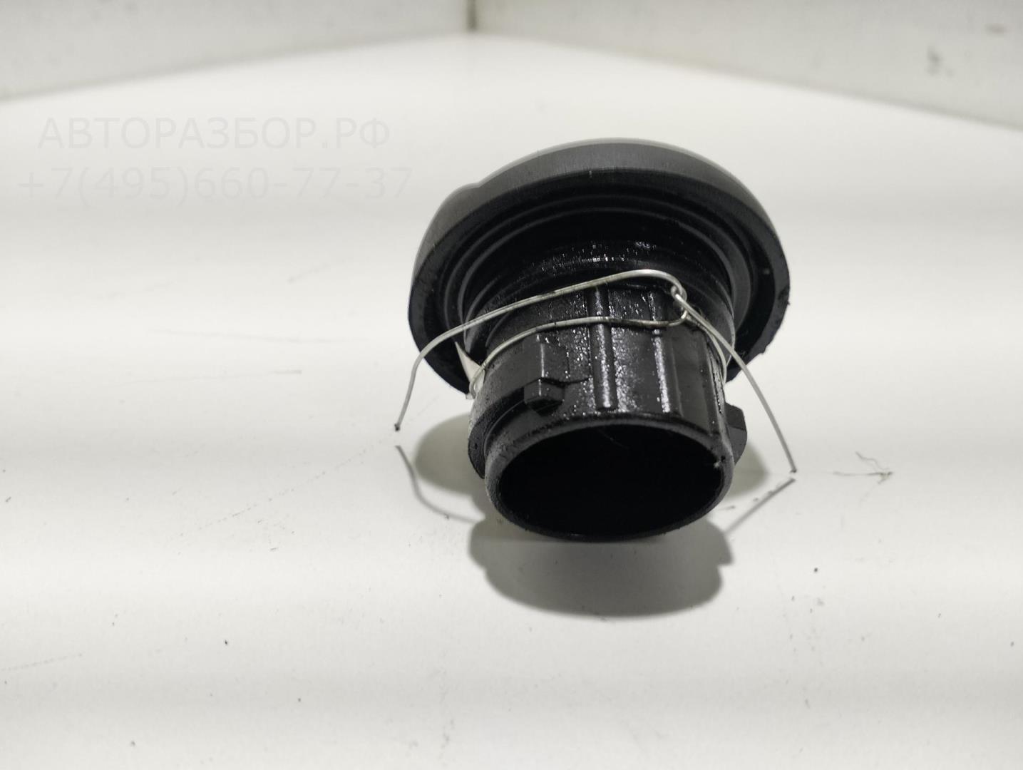 Крышка маслозаливной горловины